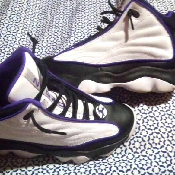 Air Jordan Pro Strong (PSR - Picture 1 of 4